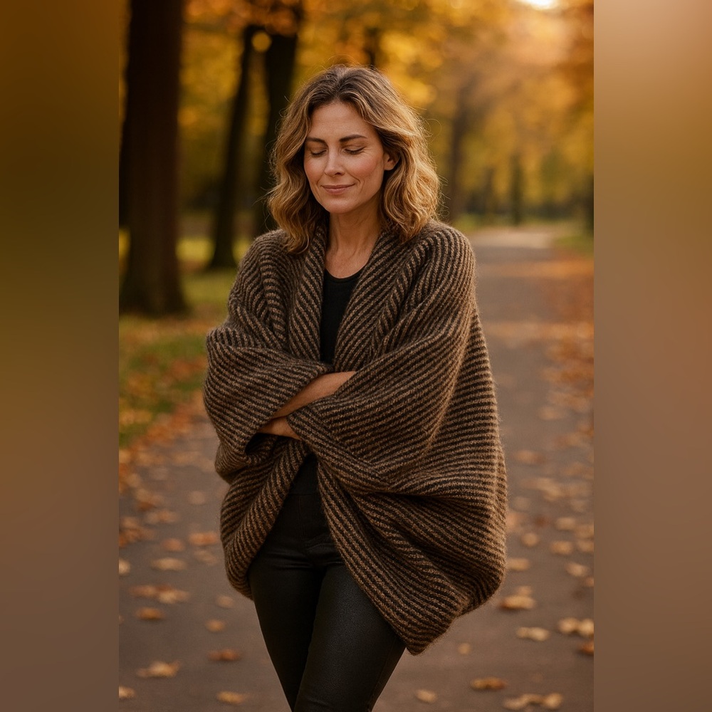 EUC Tapestries Ireland by Helena Ruth Vintage 80’s Wool Sweater